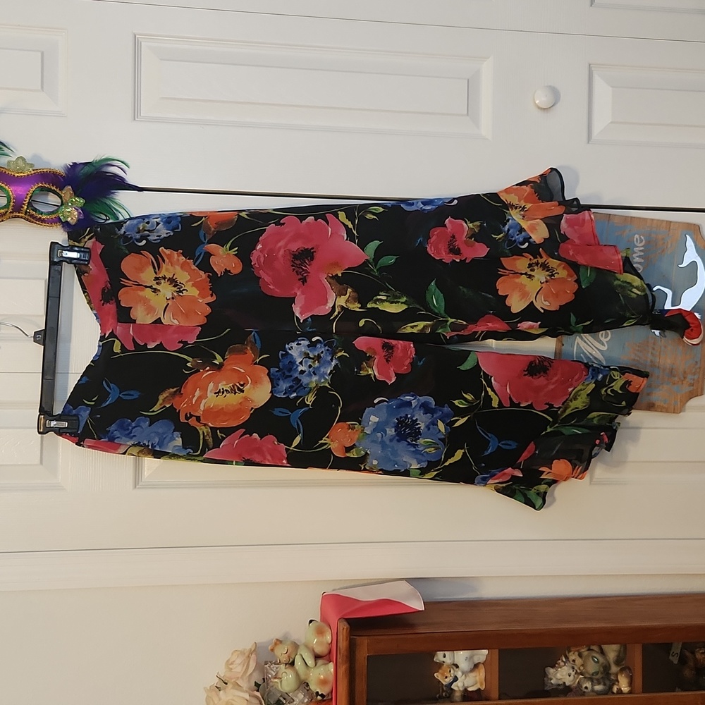 5 Twelve silky floral pants